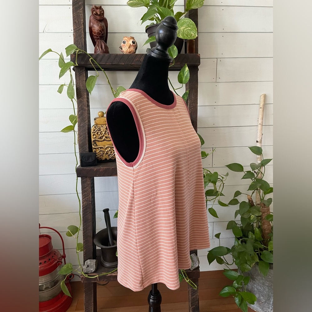 Hem & Thread: Blouse - Picture 10 of 15